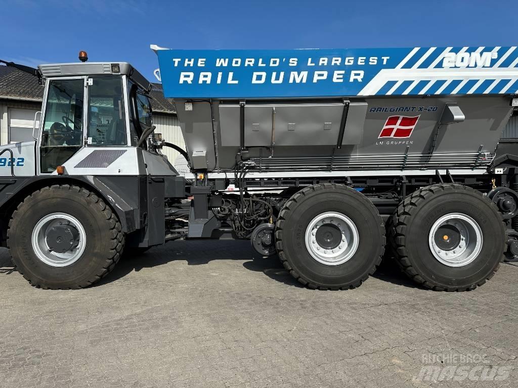 Hydrema 922 C Specialized haulers