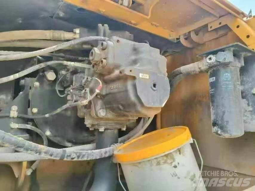 Komatsu PC 360-8 Crawler excavators