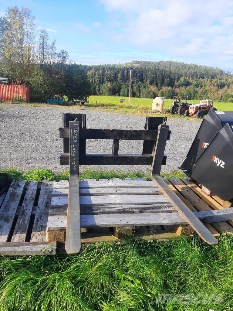  Pallgafflar CAT 906 Forks
