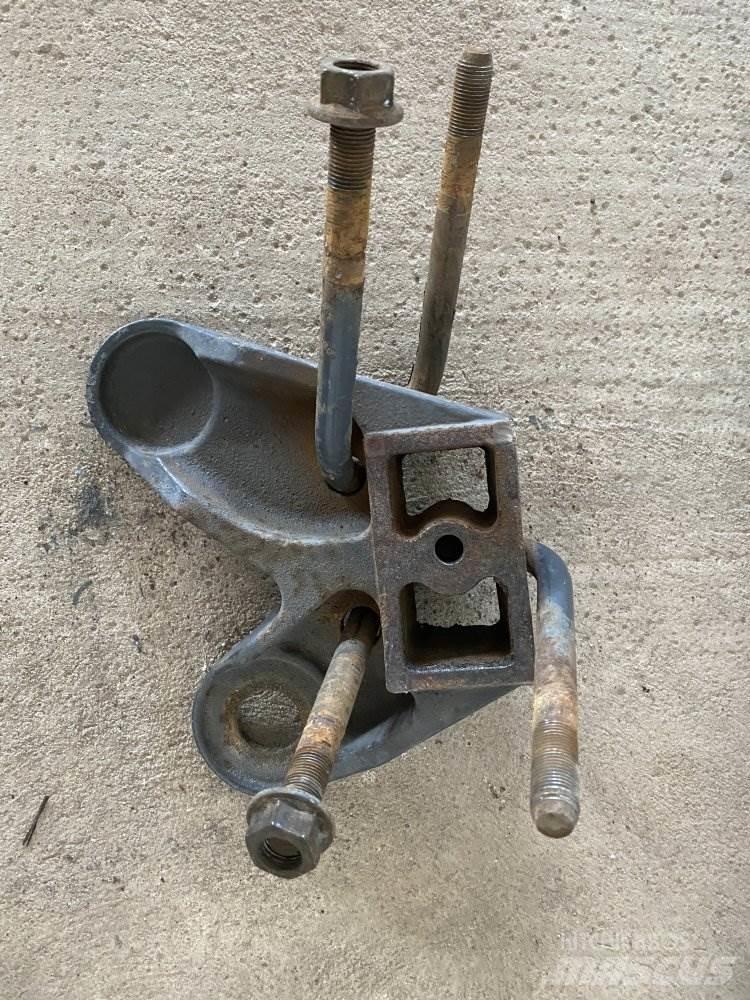 DAF LF DRŽÁK TLUMIČE P. Other components