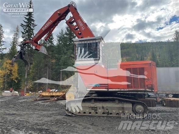 Madill 3800 Knuckle boom loaders