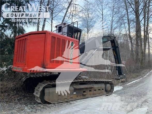 Madill 4000 Knuckle boom loaders