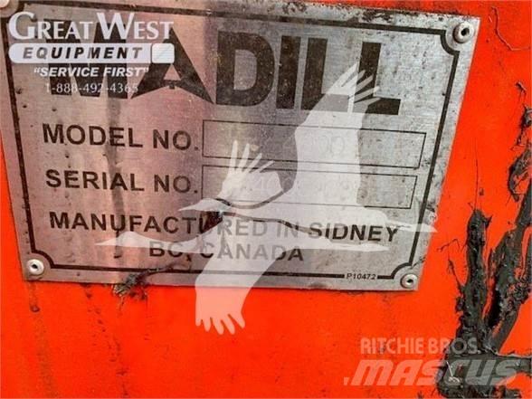 Madill 4000 Knuckle boom loaders