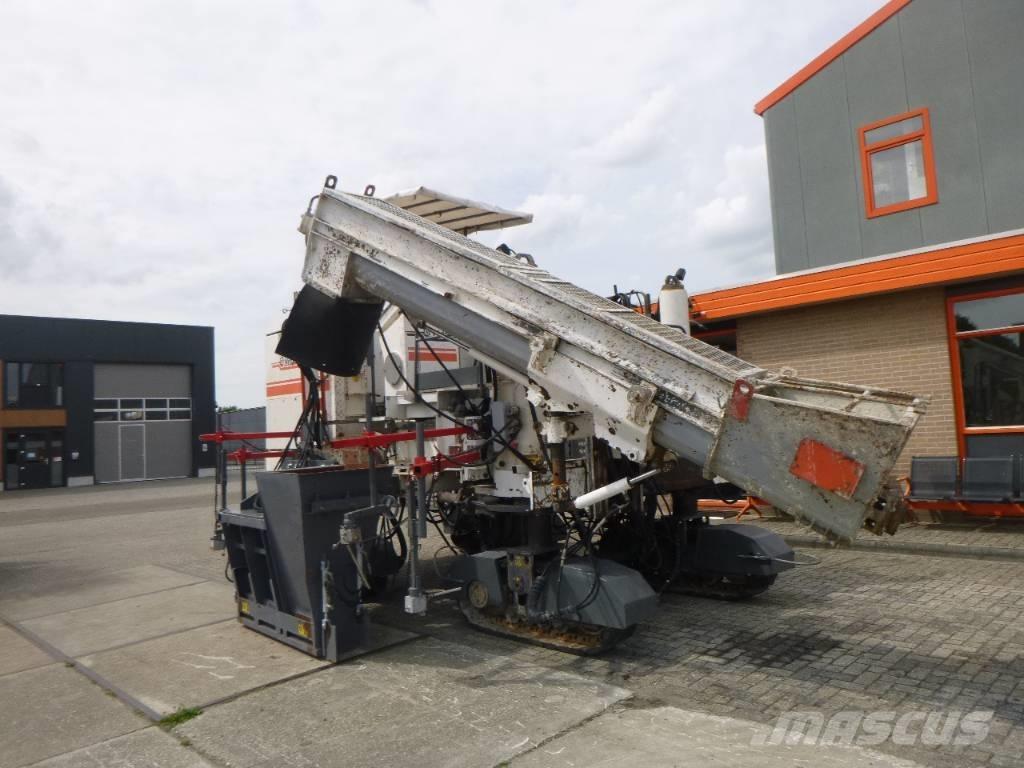 Wirtgen SP250 Concrete machines