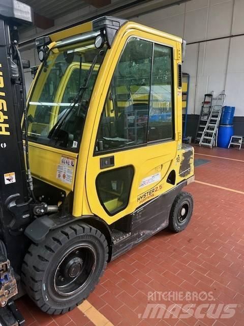 Hyster H 2.5 FT Diesel trucks