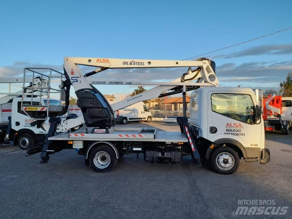 Oil & Steel 2112 Truck mounted platforms