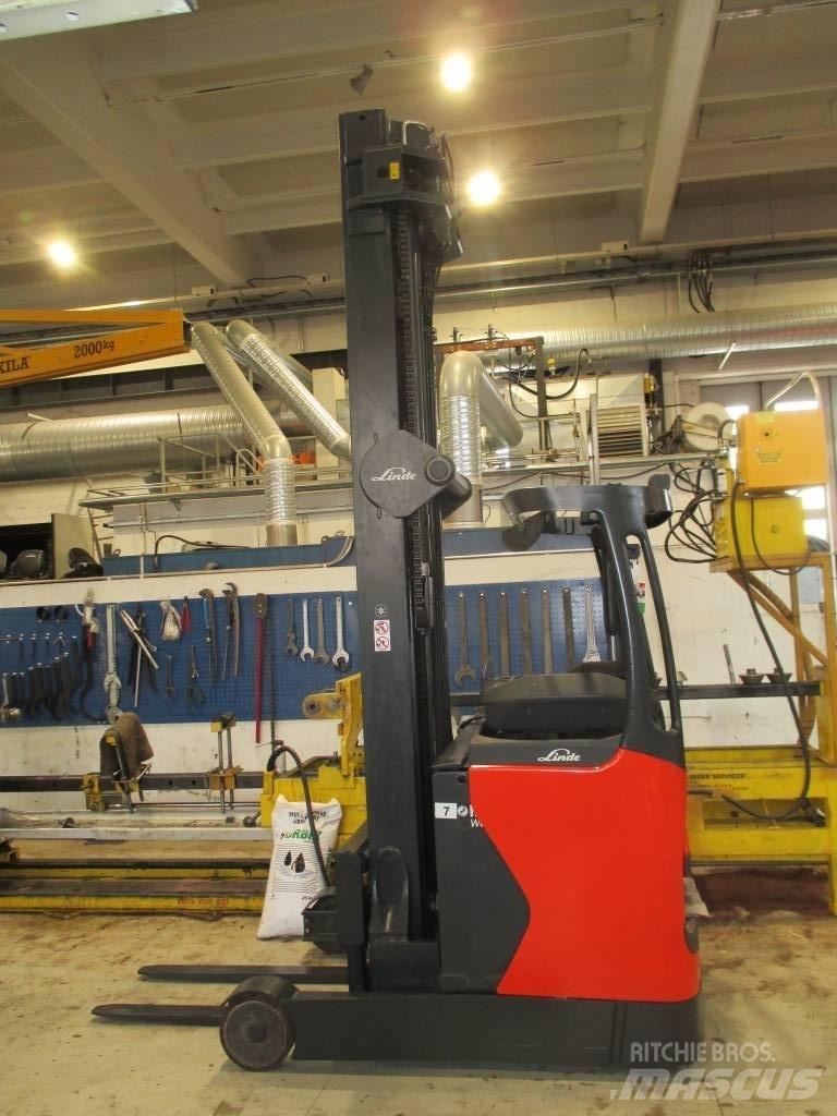 Linde R 16 HD Reach truck