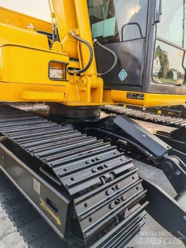 Komatsu 70-8 Crawler excavators