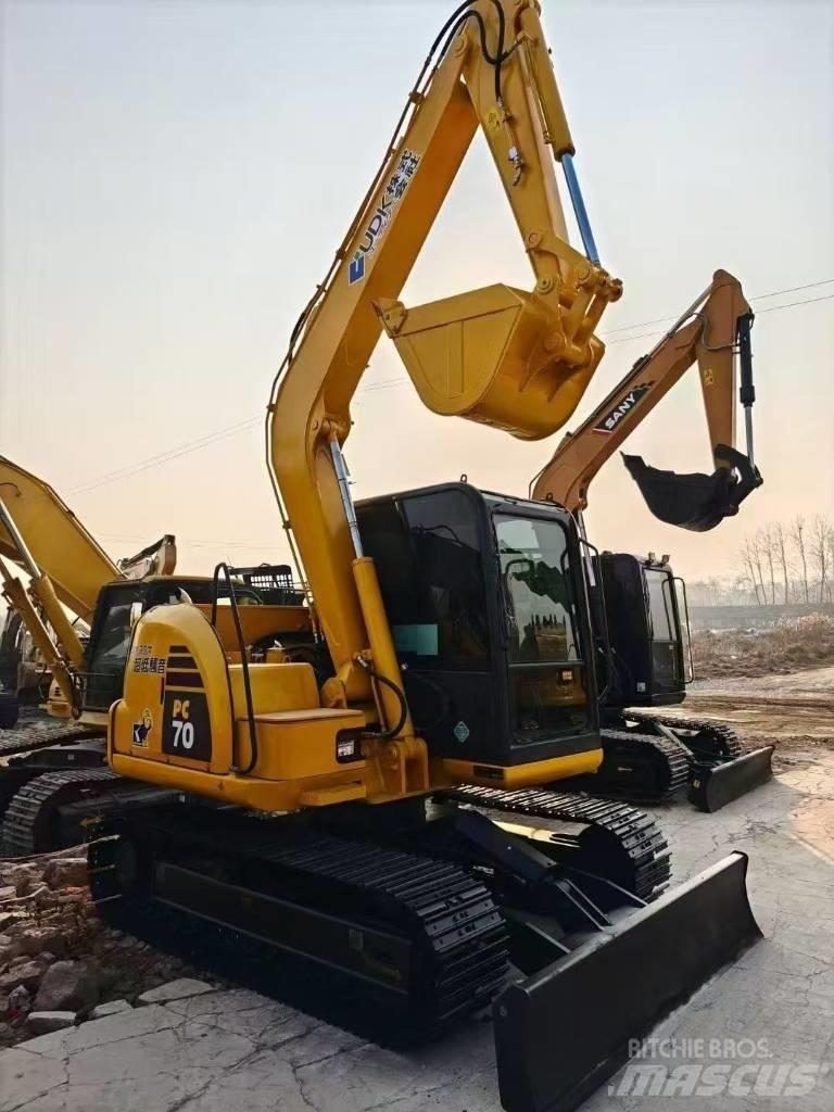 Komatsu 70-8 Crawler excavators