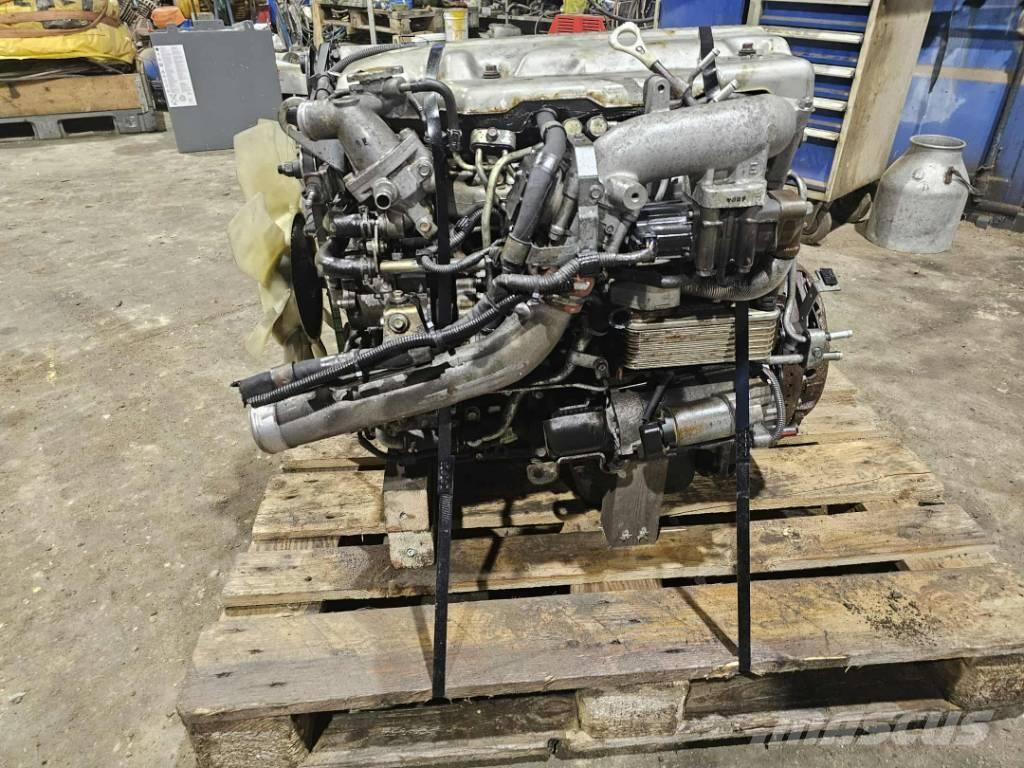 Mitsubishi 4M42-3AT2 Engines