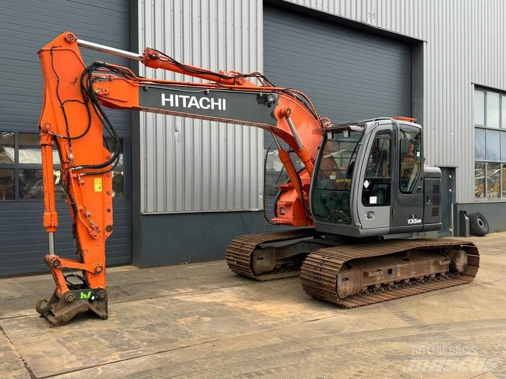 Hitachi ZX135US Crawler excavators