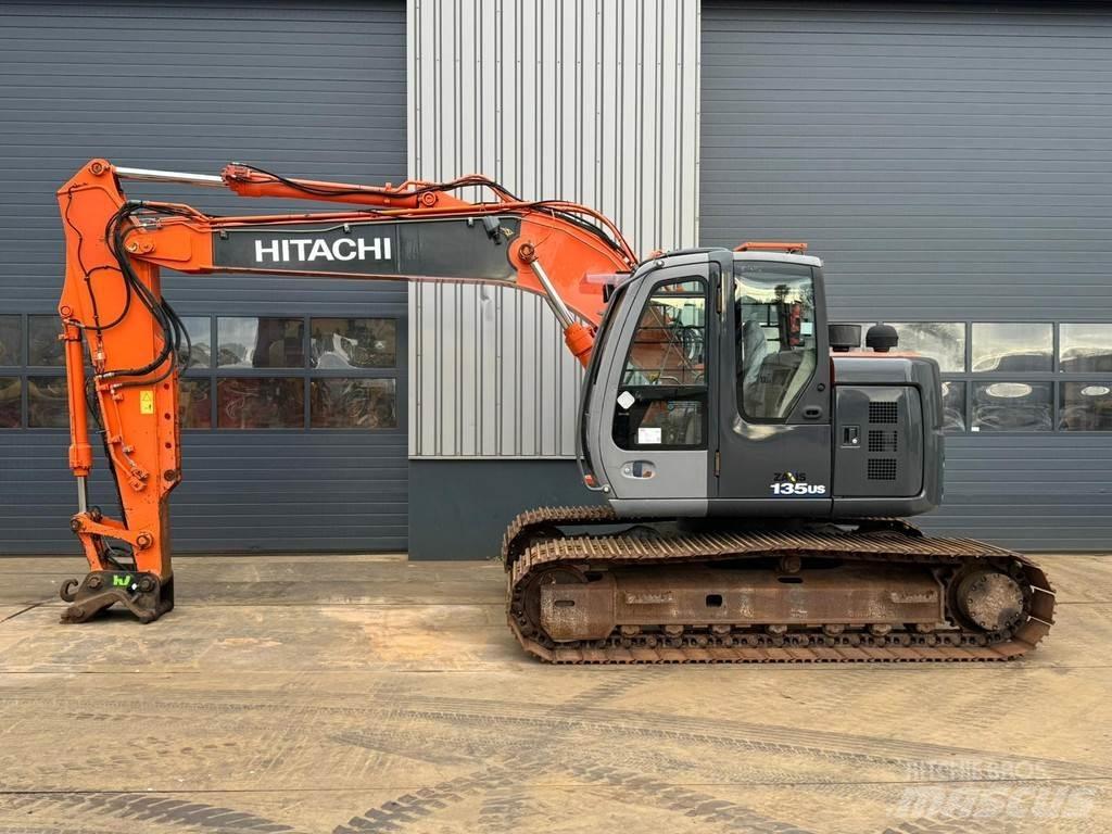 Hitachi ZX135US Crawler excavators