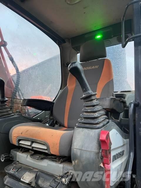 Doosan DX 140 LC-3 Crawler excavators