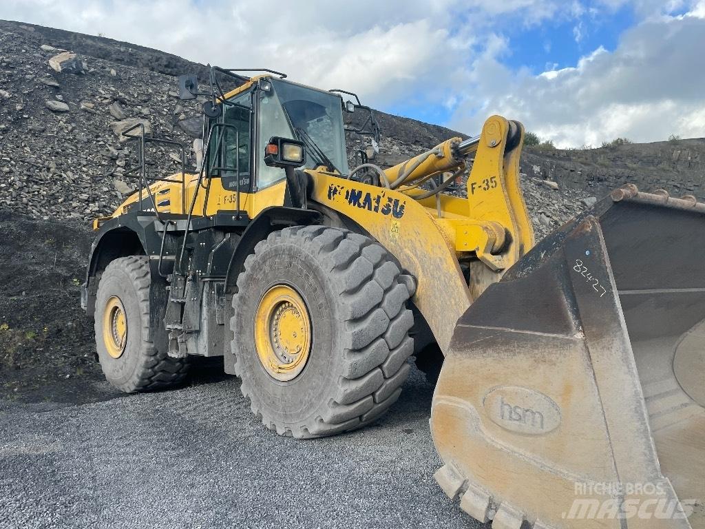 Komatsu WA500 Wheel loaders