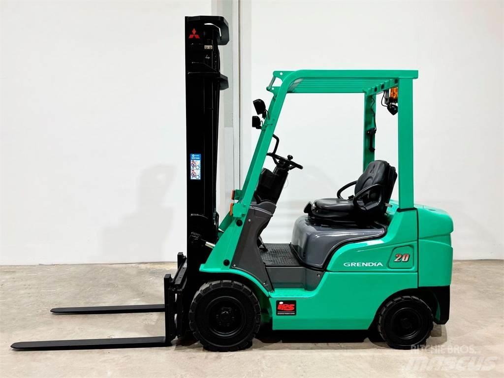 Mitsubishi FD20NT Diesel trucks