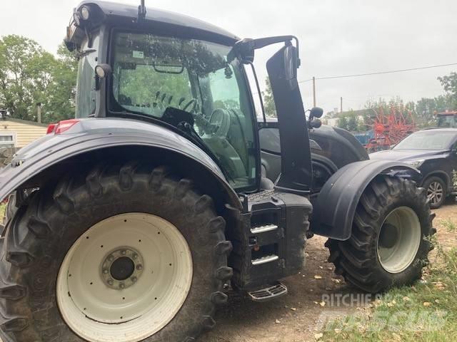Valtra T 174 EA Tractors