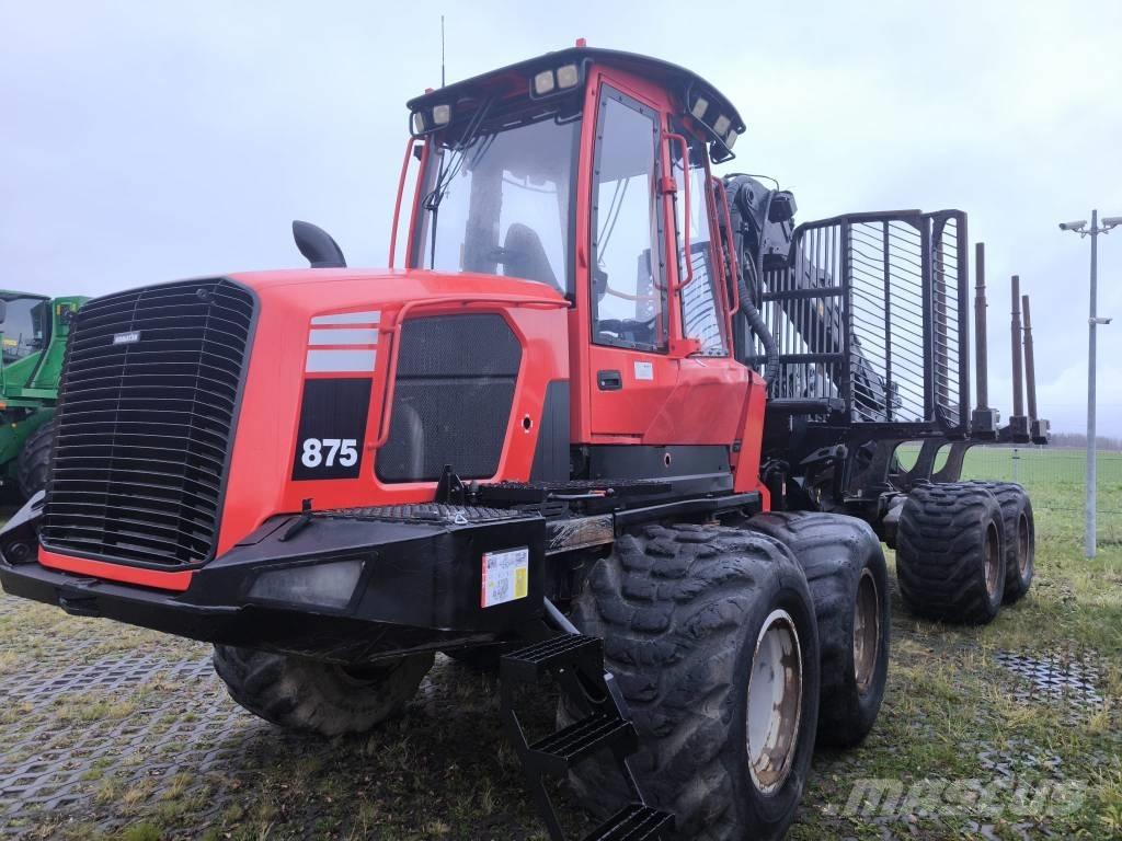 Komatsu 875 Forwarders