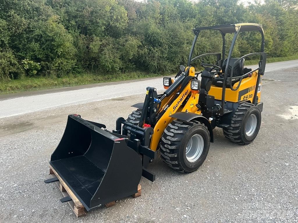 Schäffer 2430 Skid steer loaders