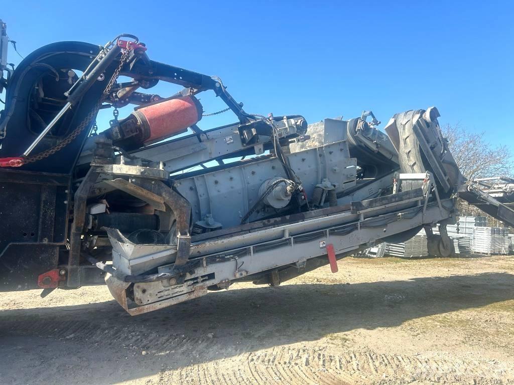 GIPO R100 FDR GIGA Mobile crushers