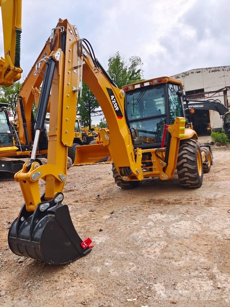 CAT 420 F Backhoe