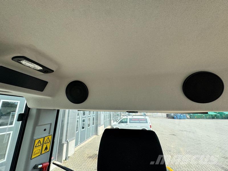 JCB 413 2.800h Wheel loaders