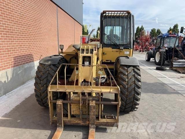 CAT TH62 Telehandlers