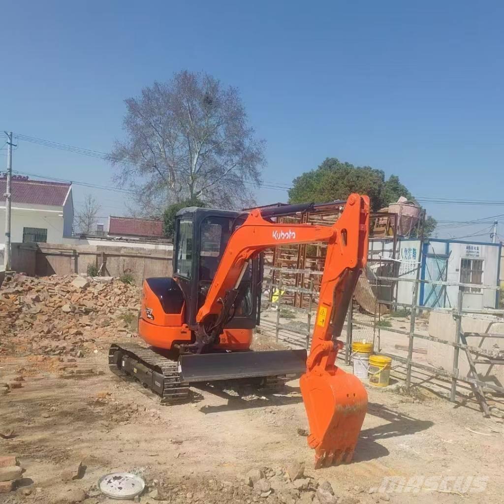 Kubota U 27 Mini excavators < 7t (Mini diggers)