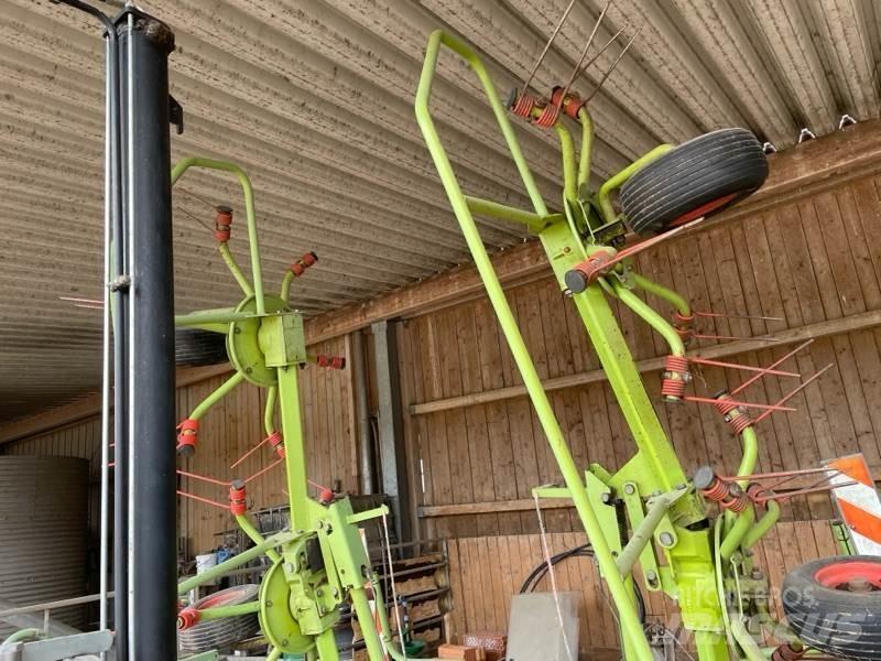 CLAAS Volto 670 Rakes and tedders
