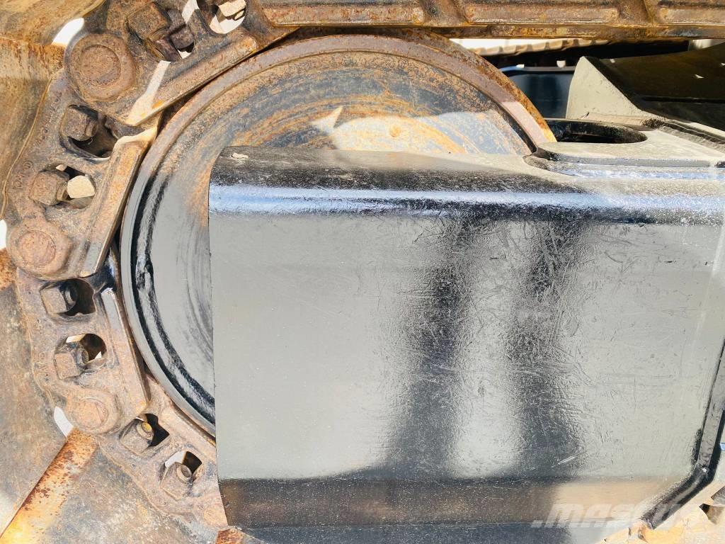 CAT 317 Crawler excavators