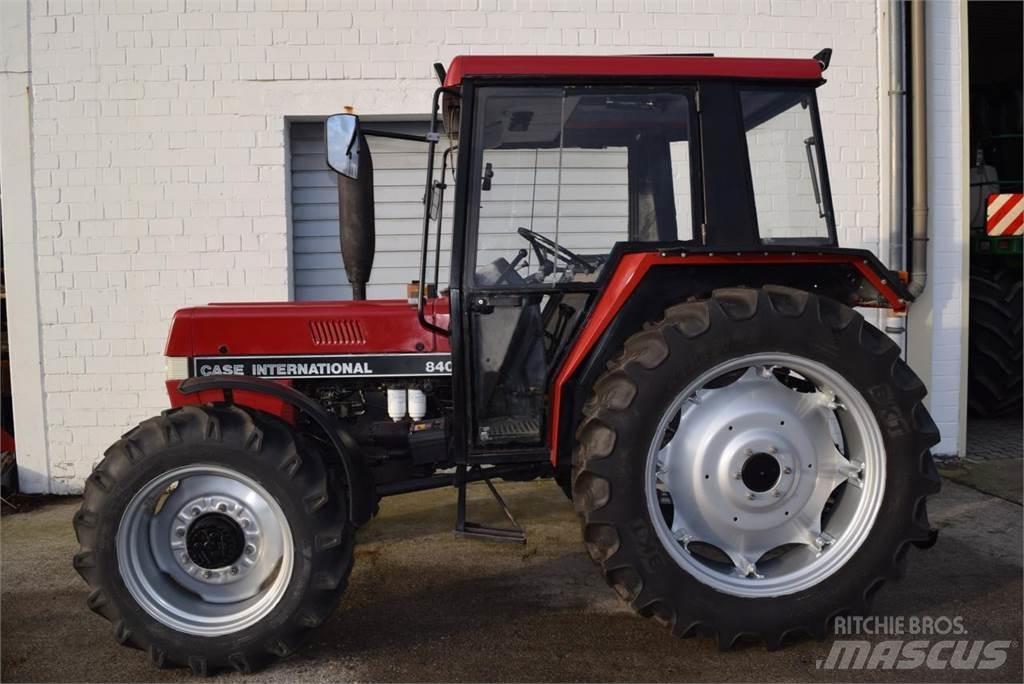 Case IH 840 Tractors
