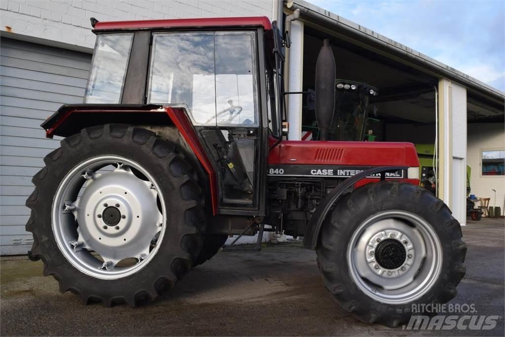 Case IH 840 Tractors