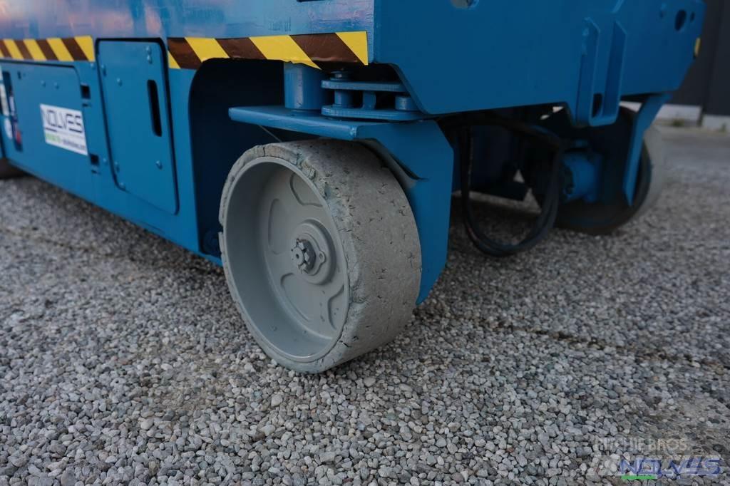 Genie GS2646 Scissor lifts