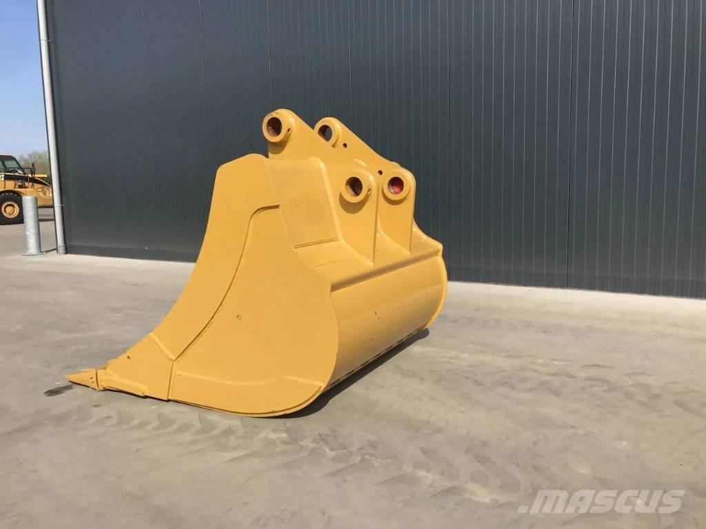CAT 326F Buckets