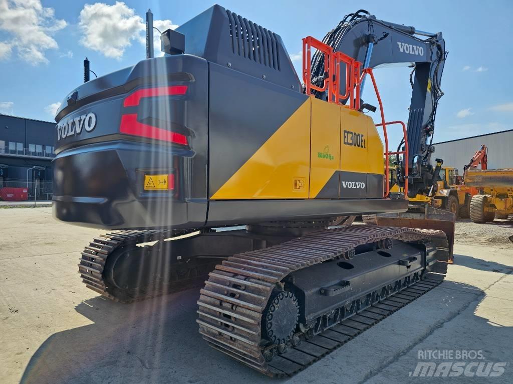 Volvo EC300EL Crawler excavators