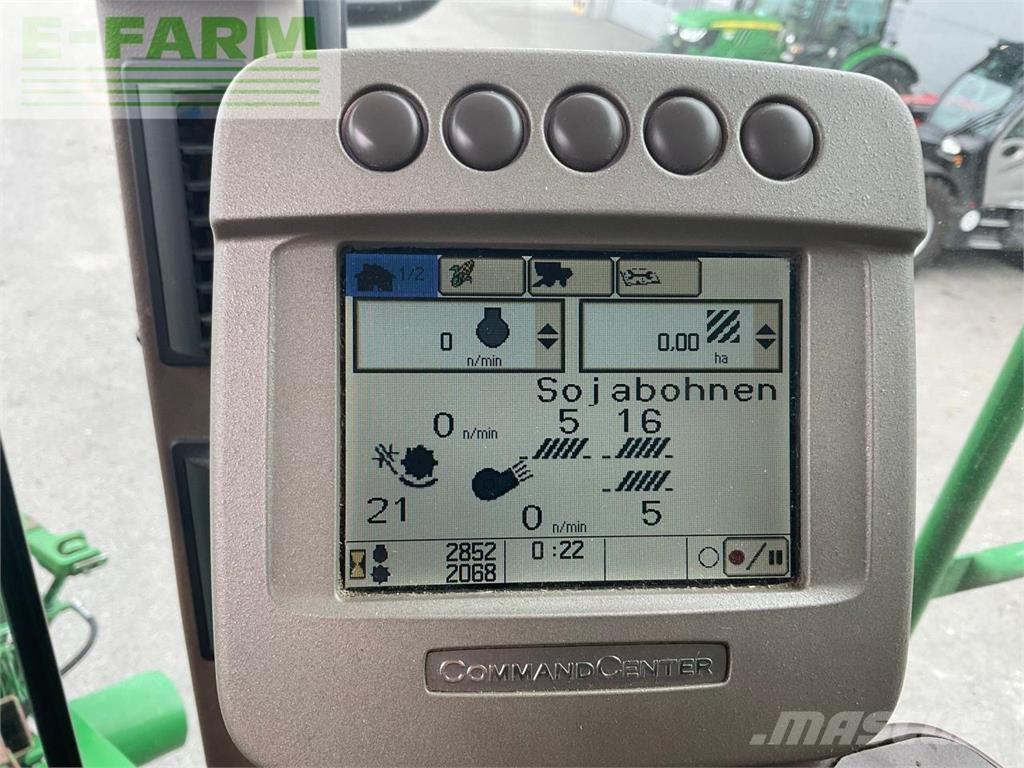 John Deere T560HM Combine harvesters