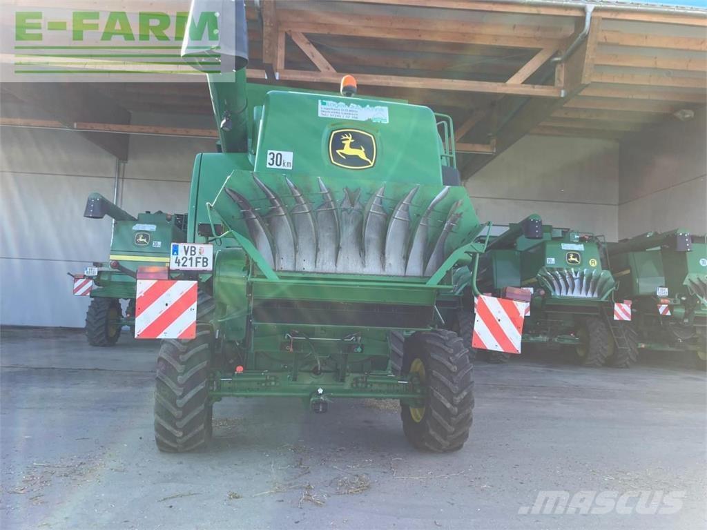 John Deere T560HM Combine harvesters