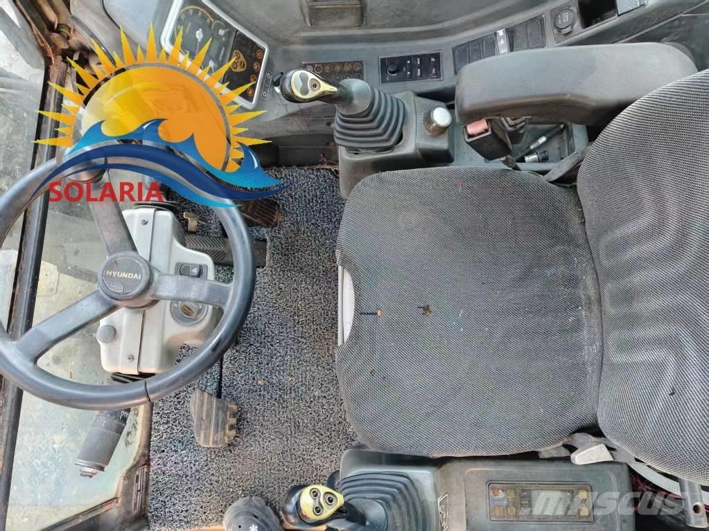 Hyundai 60 W Wheeled excavators