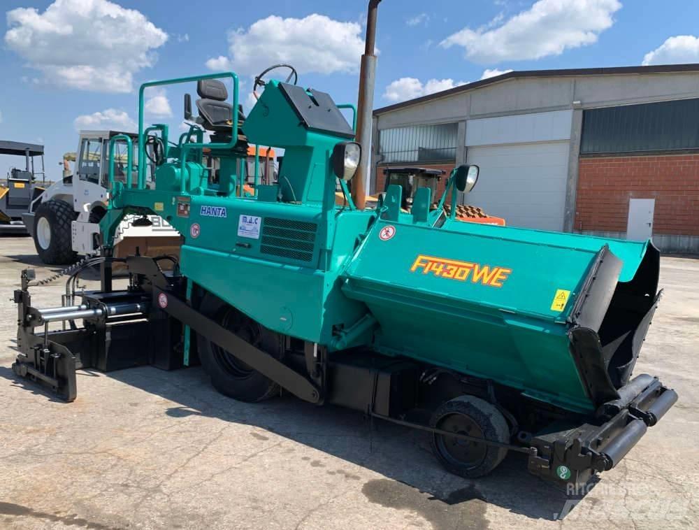 Hanta F 1430 WE Asphalt pavers
