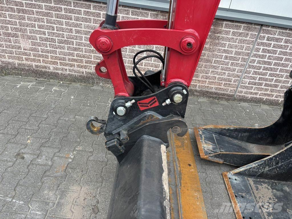 Yanmar SV86-7-2PB Mini excavators  7t - 12t
