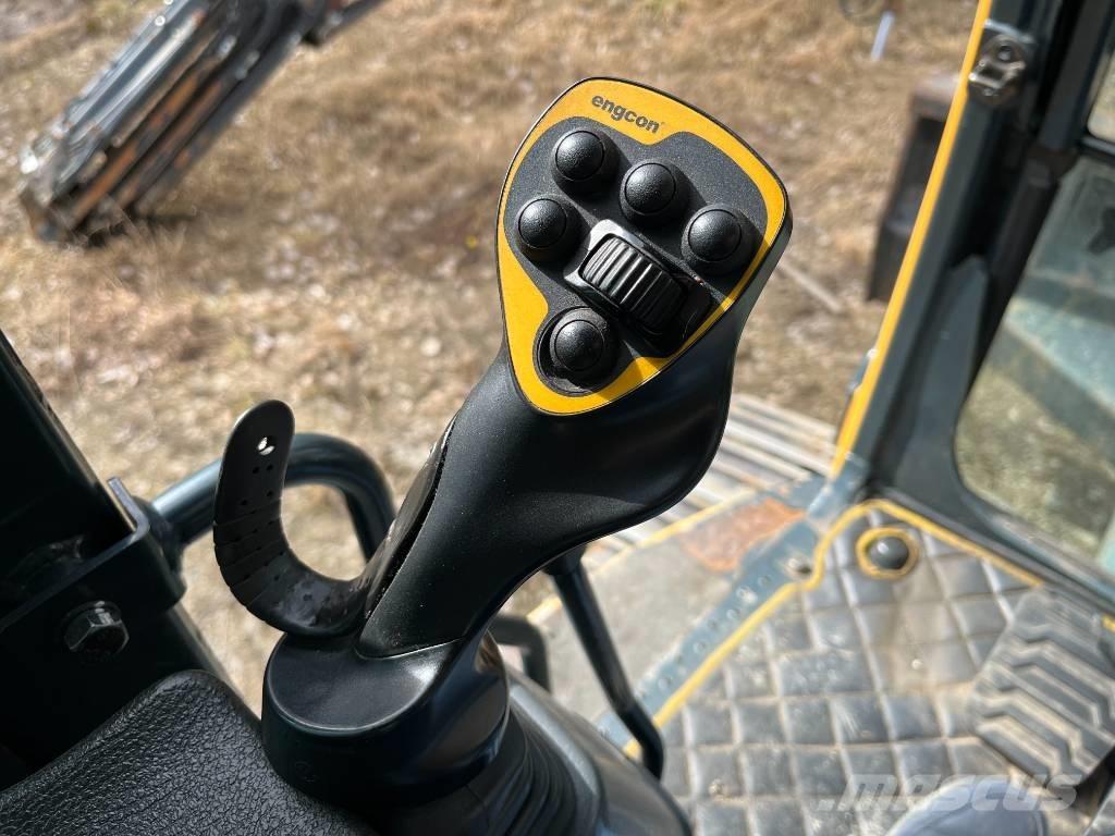 Hyundai HX 235 LCR Crawler excavators