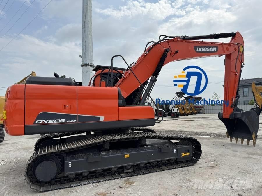 Doosan DX 225 LC-9C Crawler excavators