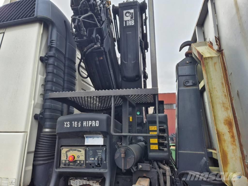 Volvo FM 460 Crane trucks