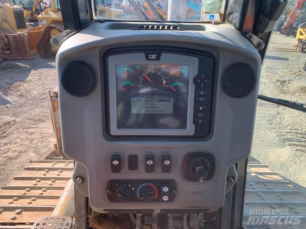 CAT D 6 N Crawler dozers