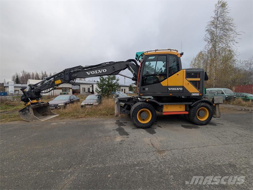 Volvo EWR150 E Wheeled excavators