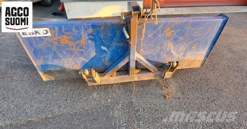 Esko TAKAKAUHA 200 Farm machinery