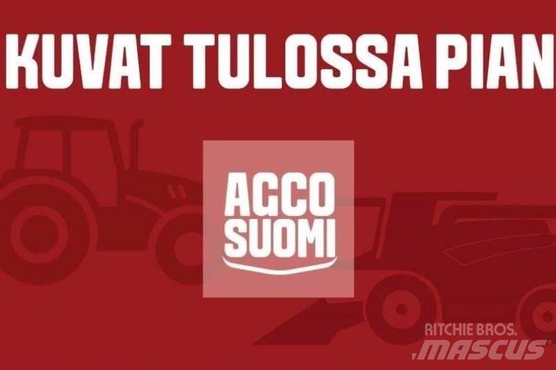 Fendt 820 Tractors