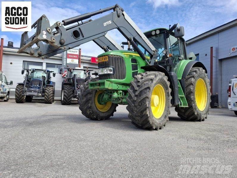 John Deere 7530 E Tractors