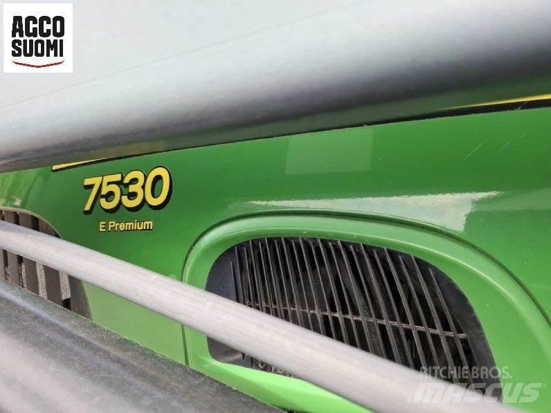 John Deere 7530 E Tractors