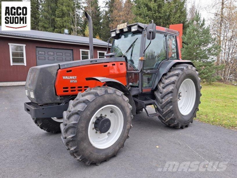 Valmet 8750 Tractors