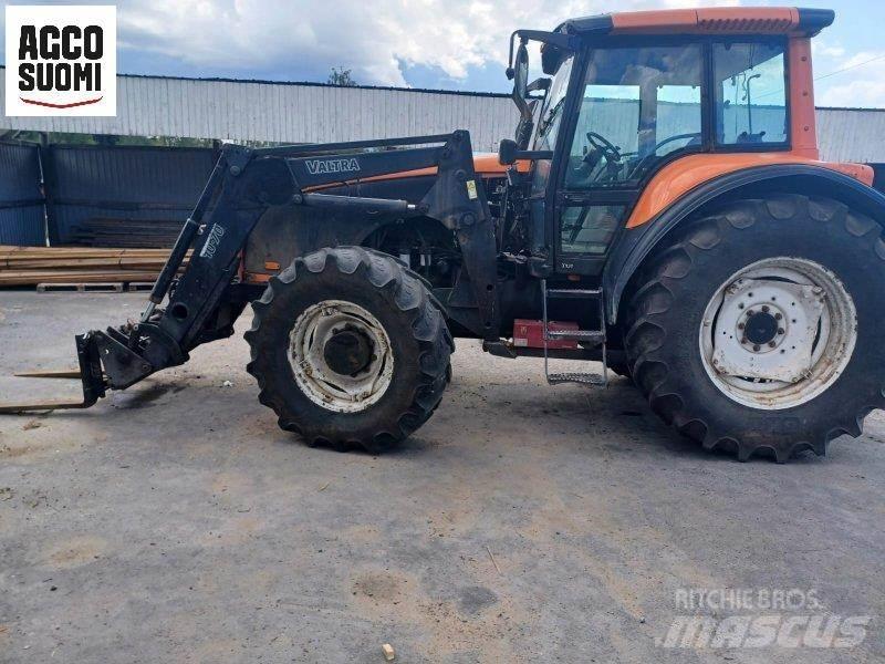 Valtra T130 CH Tractors